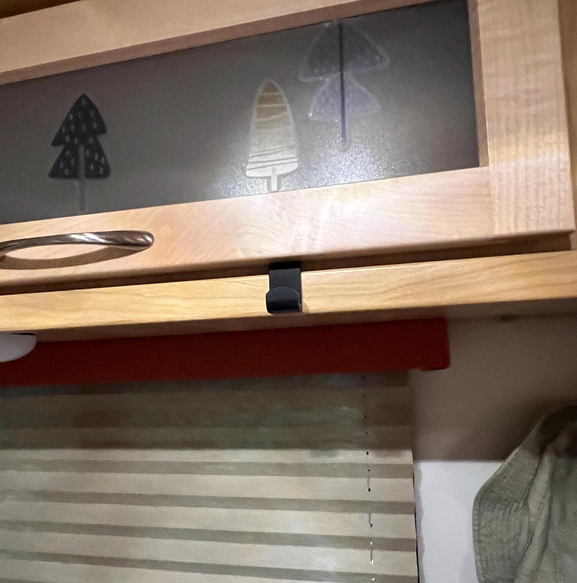 Under Overhead Cabinet Hooks (3-pack)